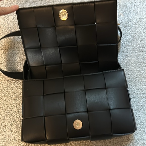 Shop Talulah Crossbody Large Purse, Black - Picture 3 of 7